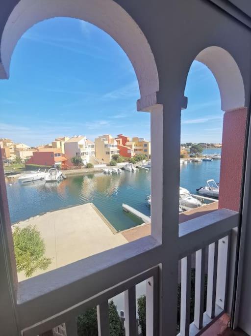 Superbe Studio Renove Avec Piscine Et Vue Marina Le Barcarès Buitenkant foto